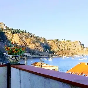 https://hotel-pensione-cundari.sicilyhotelsitaly.net