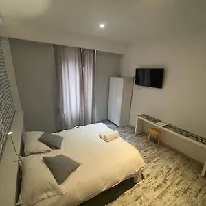 Moshi Moshi Bed & Breakfast